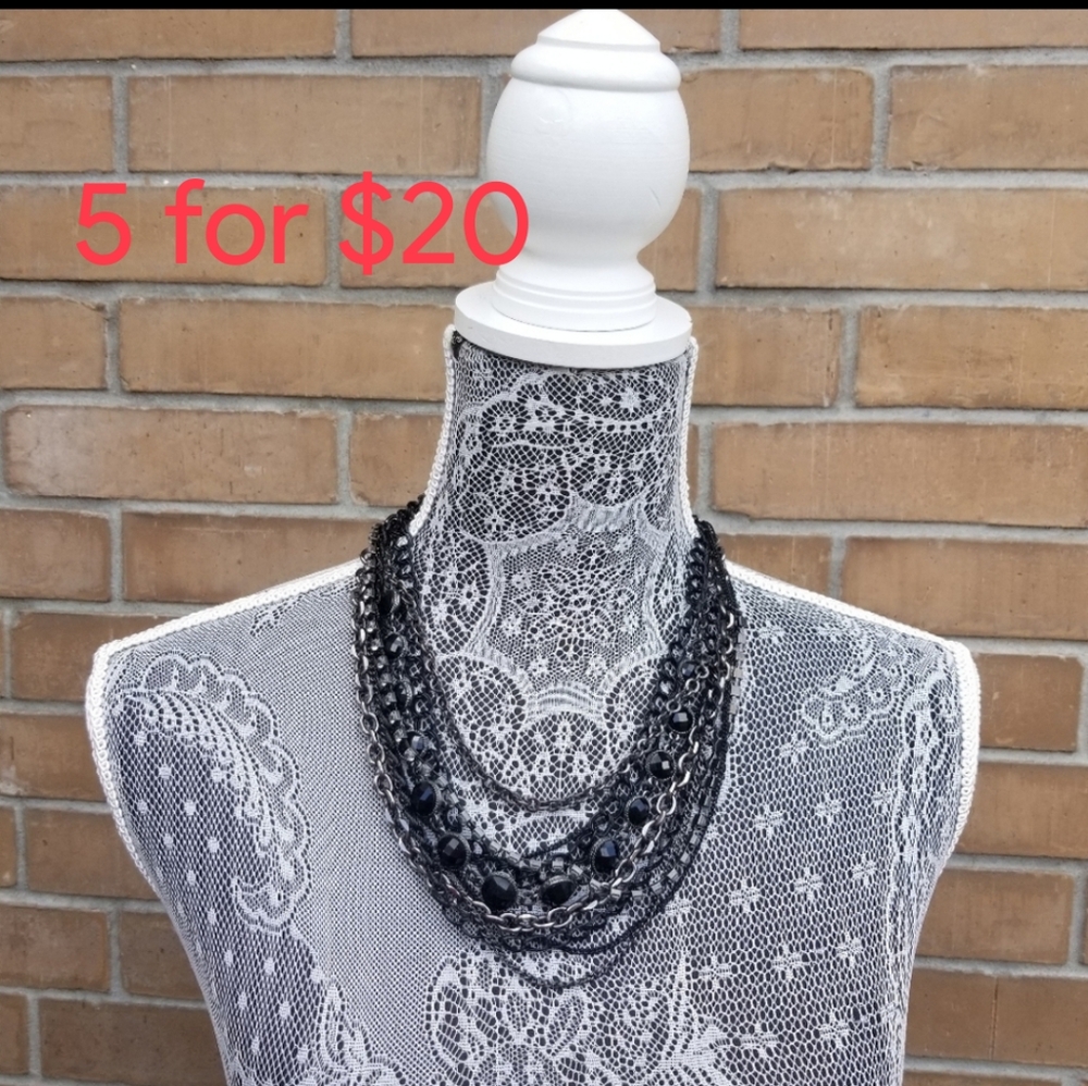 Women's fashion jewelry necklace